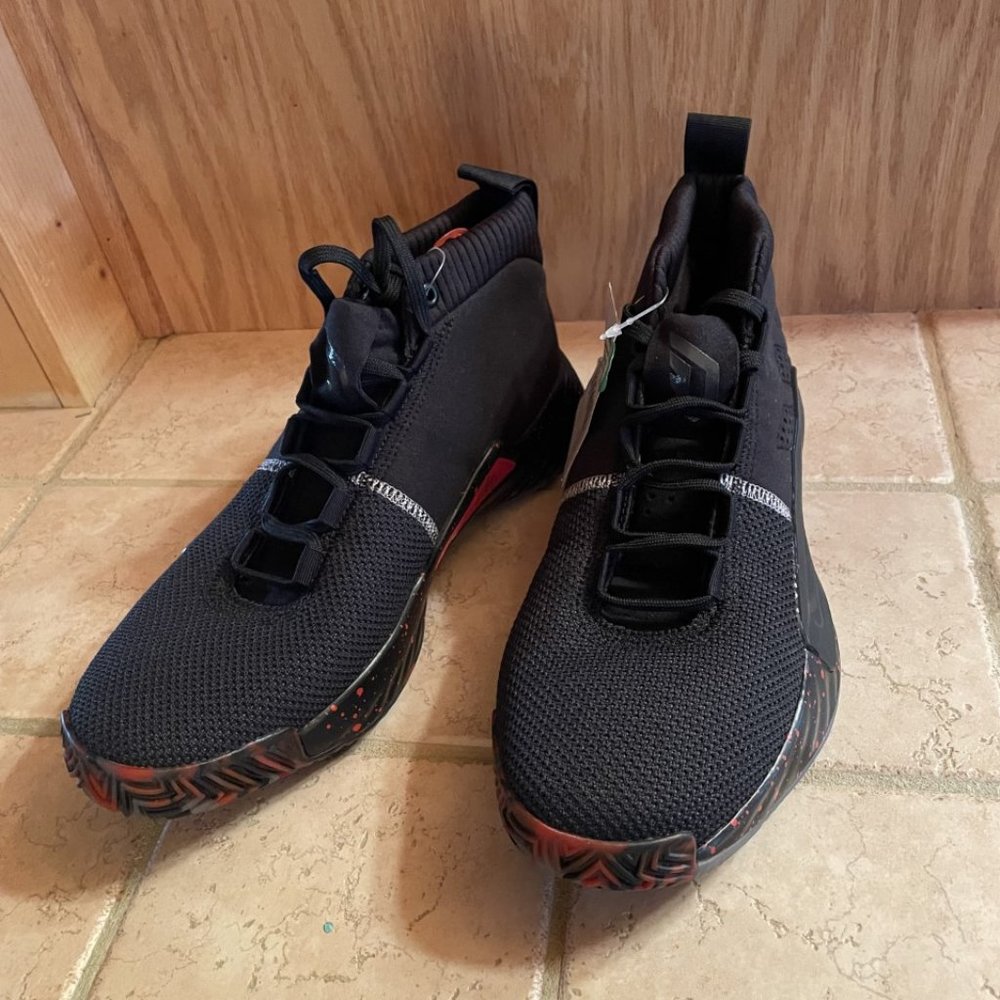 adidas DAME 5